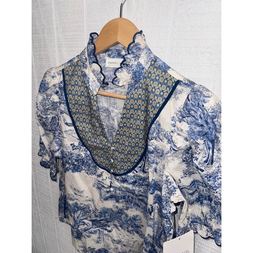 Entro Blouse Women Blue White Toile de Jouy Ruffle Bib Puff Sleeve Small NWT - Picture 2 of 5